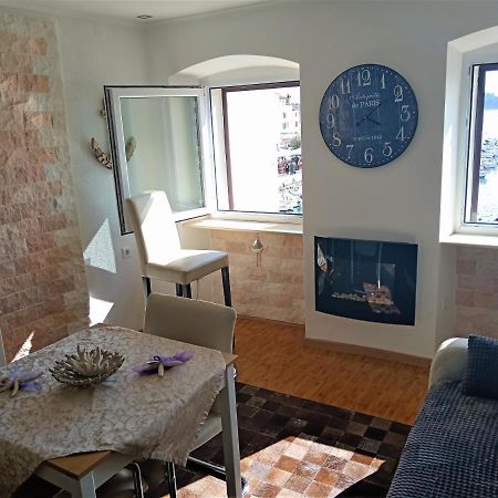 Apartman Speranza Ровин Екстериор снимка