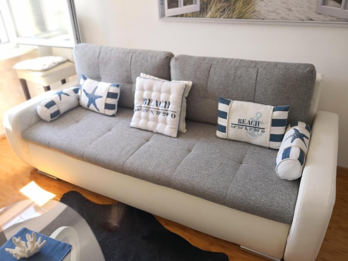 Apartman Speranza Ровин Екстериор снимка
