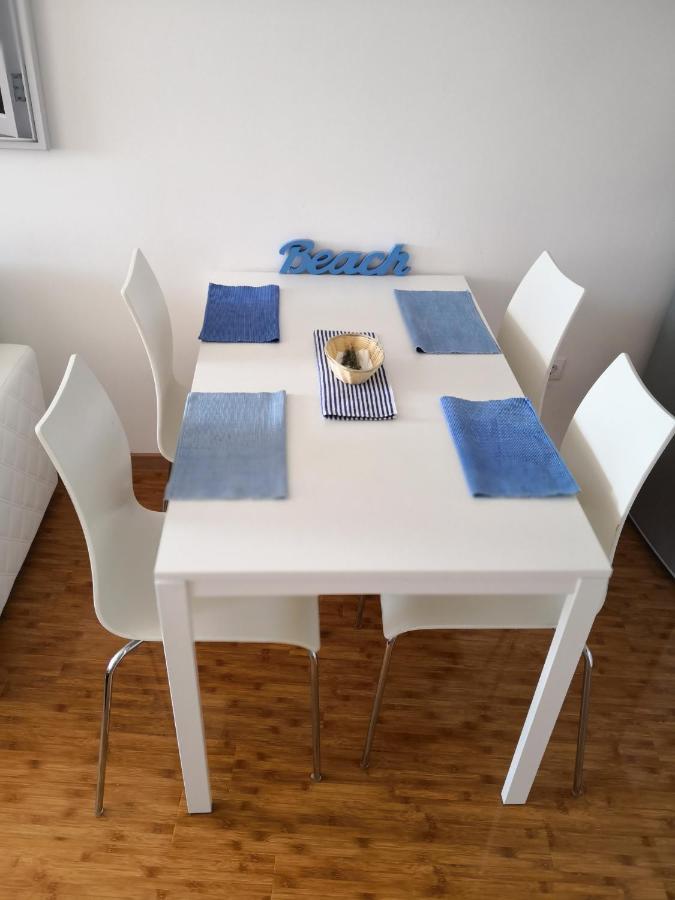 Apartman Speranza Ровин Екстериор снимка